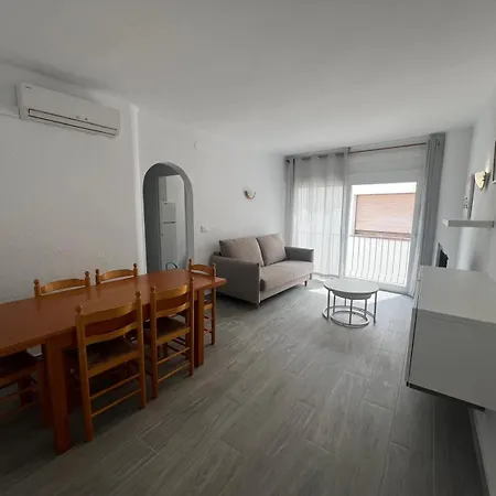 Apartment Bonito En El Centro De Av-79 Roses