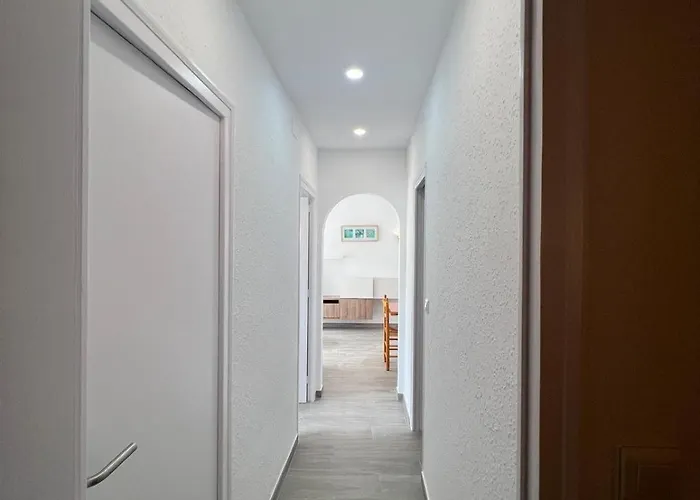 Bonito En El Centro De Av-79 Daire Roses